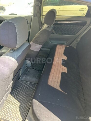 Chevrolet Lacetti-8