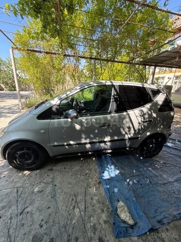 Mercedes A 160-4