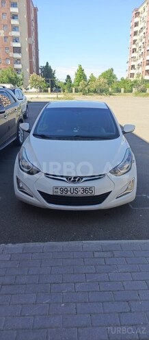 Hyundai Elantra-5