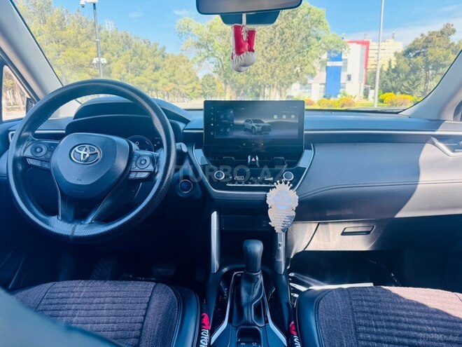 Toyota Corolla Cross-9