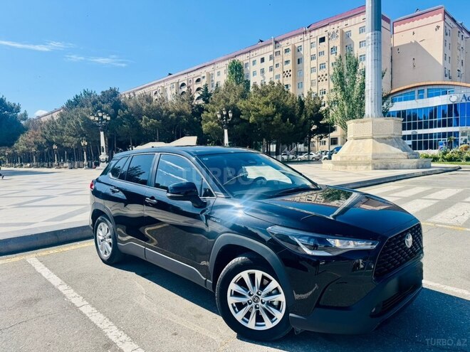 Toyota Corolla Cross-1