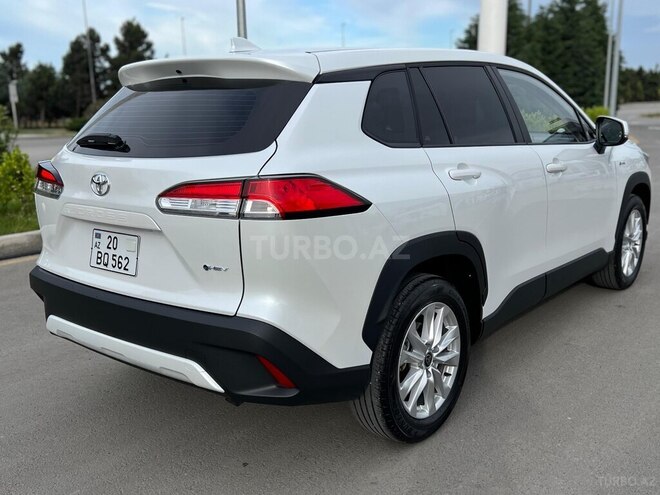 Toyota Corolla Cross-4
