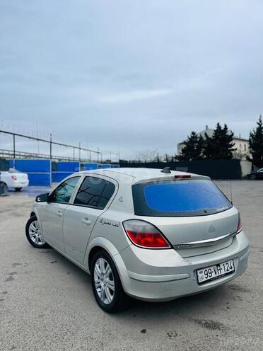 Opel Astra-3