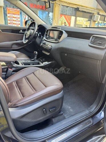 Kia Sorento-14