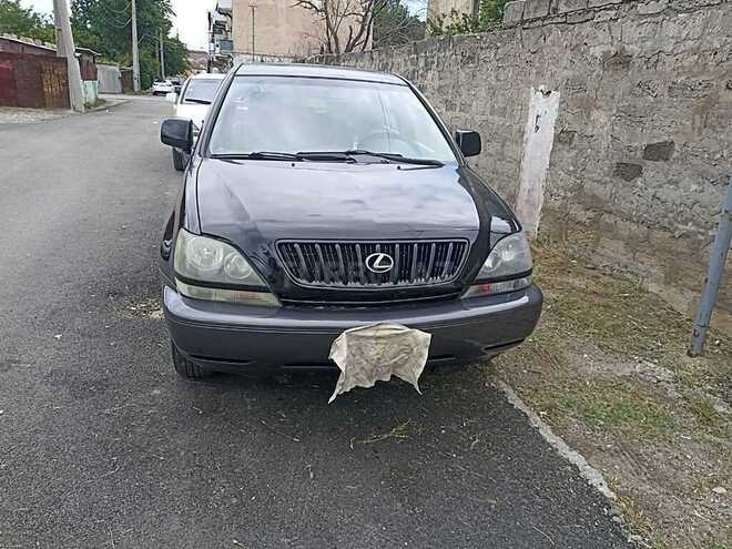 Lexus RX 300-7
