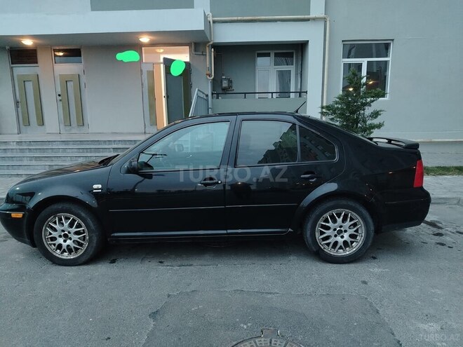Volkswagen Jetta-11