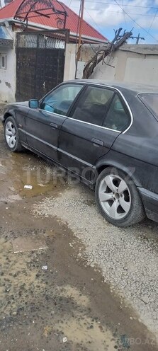 BMW 525-5