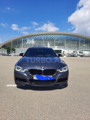 BMW 330-1