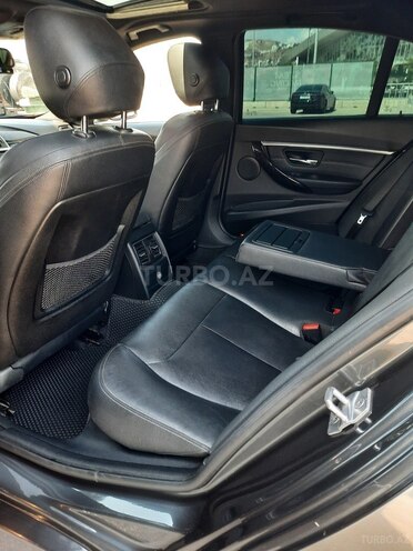 BMW 330-6
