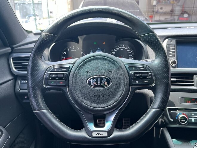 Kia K5-3