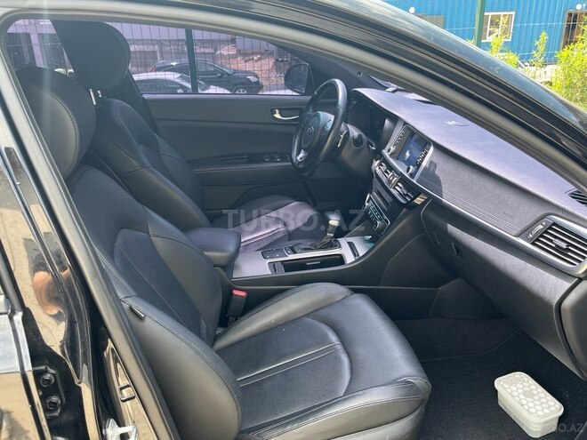 Kia K5-16