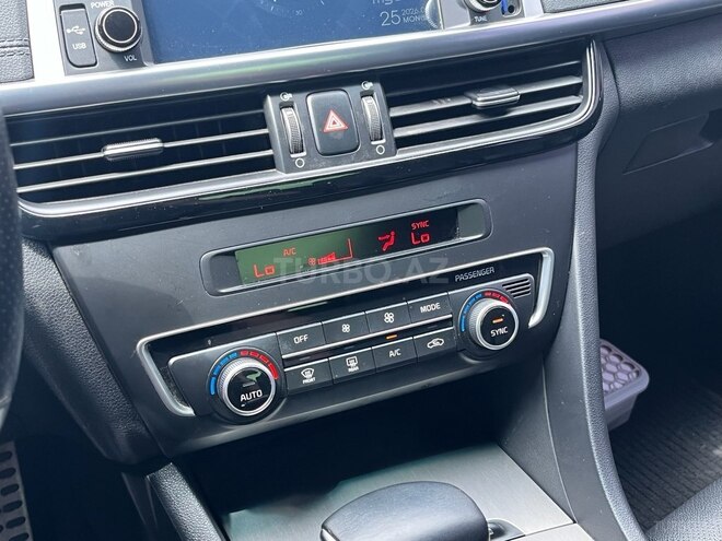 Kia K5-9