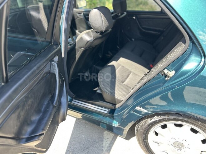 Mercedes C 220-7