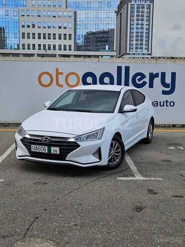 Hyundai Avante-2