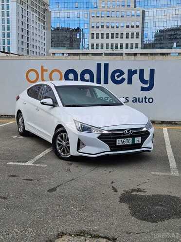 Hyundai Avante-1