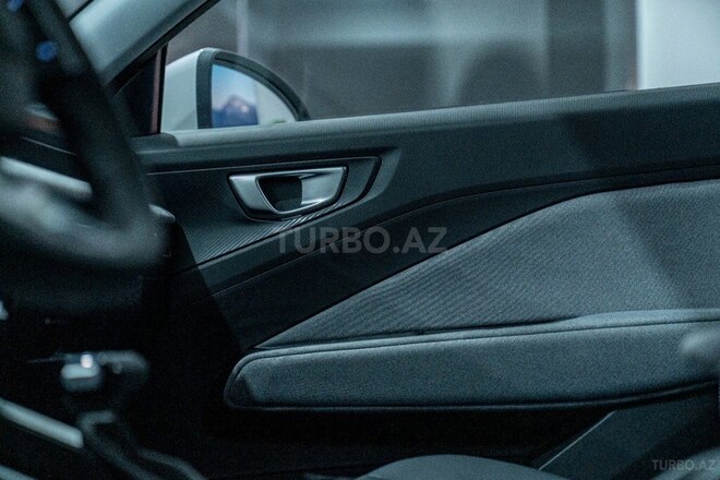 Wuling Alvez-11
