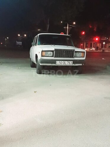 LADA (VAZ) 2107-1
