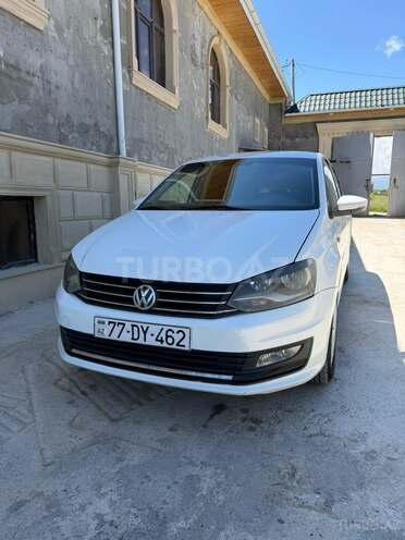 Volkswagen Polo-3