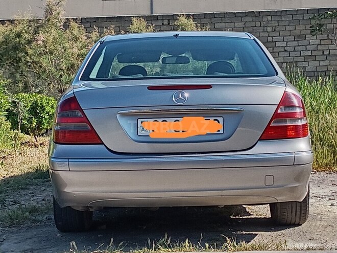 Mercedes E 220-8