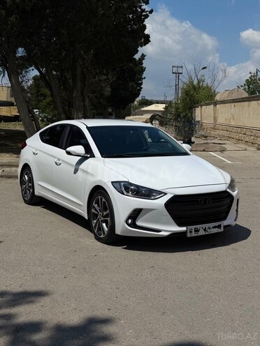 Hyundai Avante-1