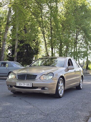 Mercedes C 240-7