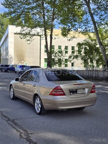 Mercedes C 240-6