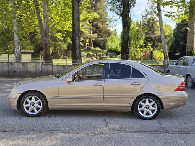 Mercedes C 240-8