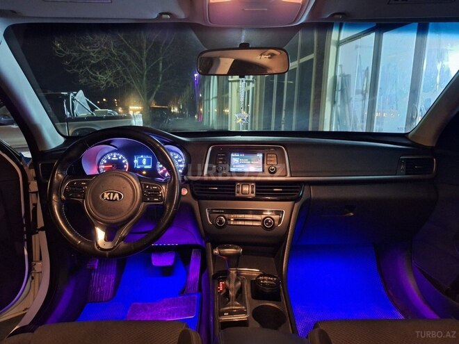 Kia Optima-3