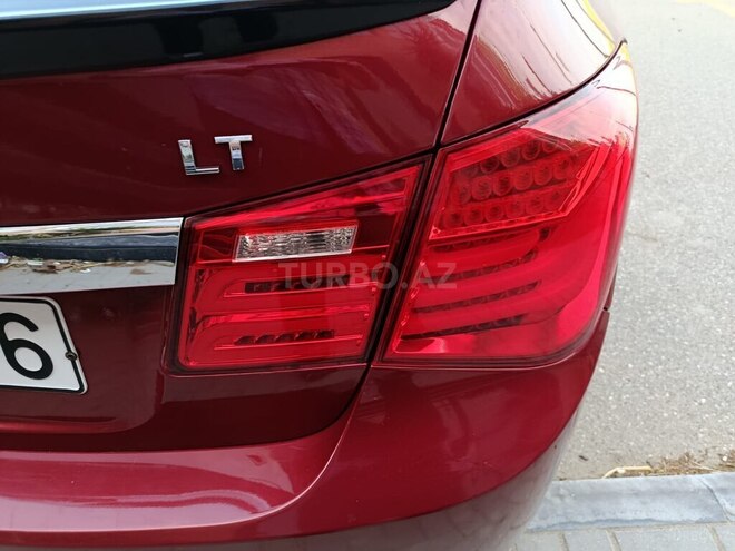 Chevrolet Cruze-12