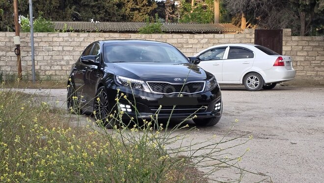 Kia K5-3