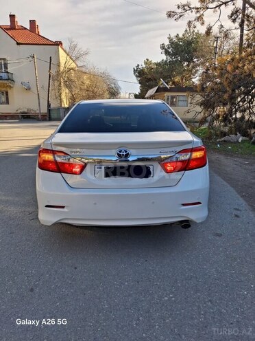 Toyota Camry-4