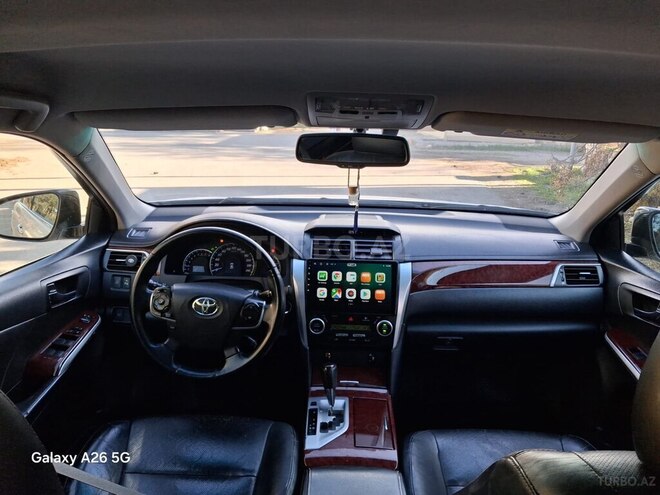 Toyota Camry-5