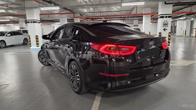 Kia K5-7