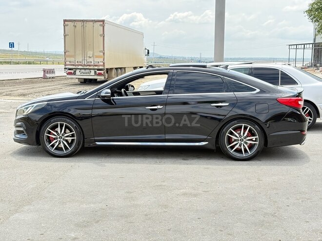 Hyundai Sonata-4