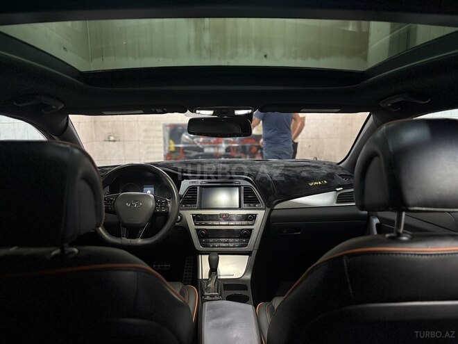 Hyundai Sonata-6