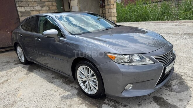 Lexus ES 300h-3