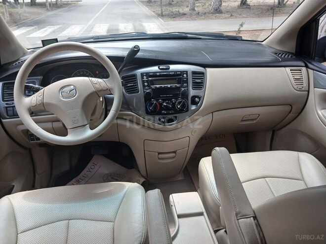 Mazda MPV-3