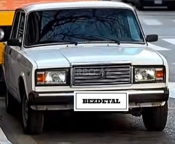 LADA (VAZ) 2107-1