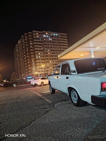 LADA (VAZ) 2107-8
