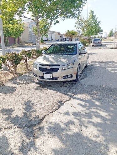 Chevrolet Cruze-1