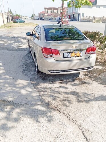 Chevrolet Cruze-6