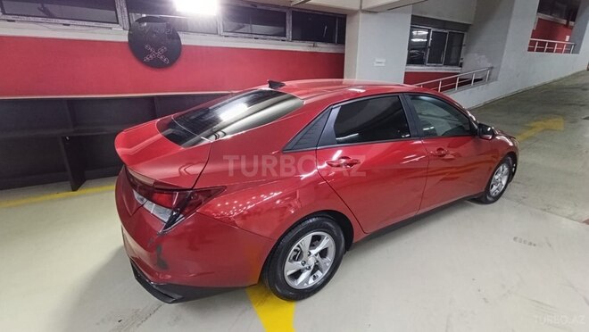 Hyundai Elantra-5