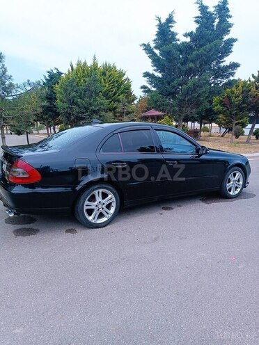 Mercedes E 220-5