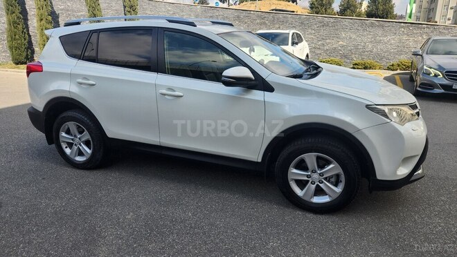 Toyota RAV4-2