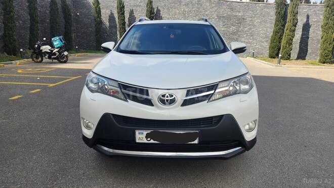 Toyota RAV4-1
