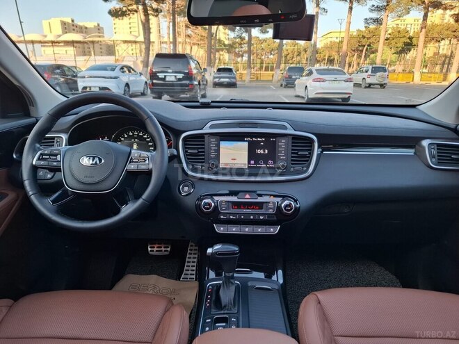 Kia Sorento-10