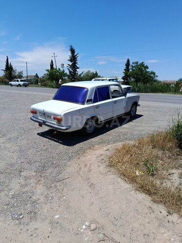 LADA (VAZ) 21011-3