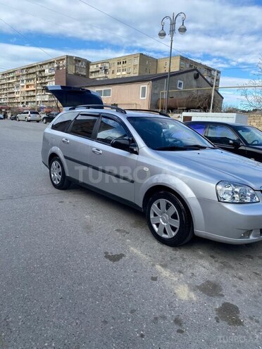 Chevrolet Lacetti-2
