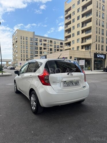 Nissan Note-2