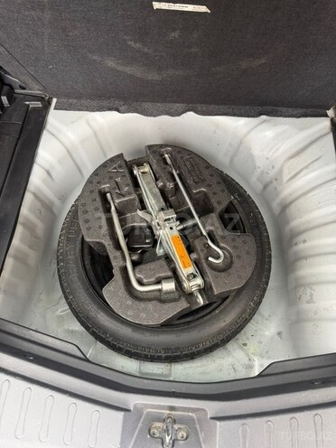 Nissan Note-8